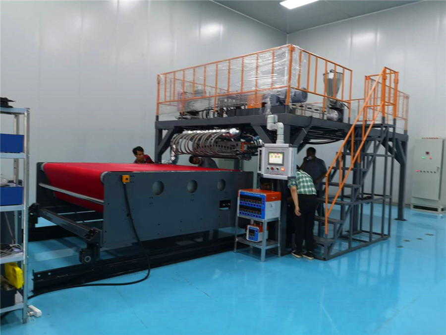 熔噴布生產(chǎn)線_www.yilianfang.com_玖德隆機(jī)械有限公司